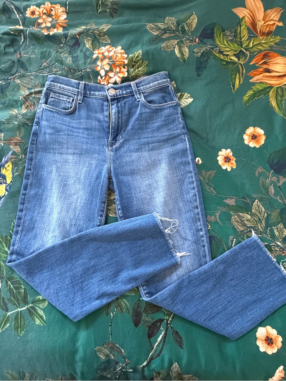 L'agence Sada Cropped Slim Jeans